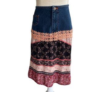 Silver Cotton Crochet Floral Knee Length Jean Skirt S 7​​​​